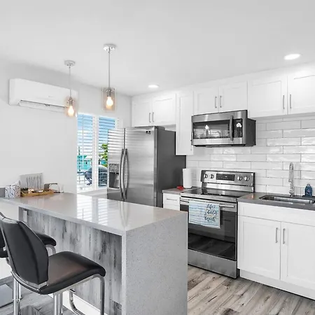 Tiny Home On Waterfront, Bay Views, Deck, Pool Jewfish Exterior photo