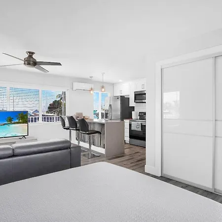 Tiny Home On Waterfront, Bay Views, Deck, Pool Jewfish Exterior photo