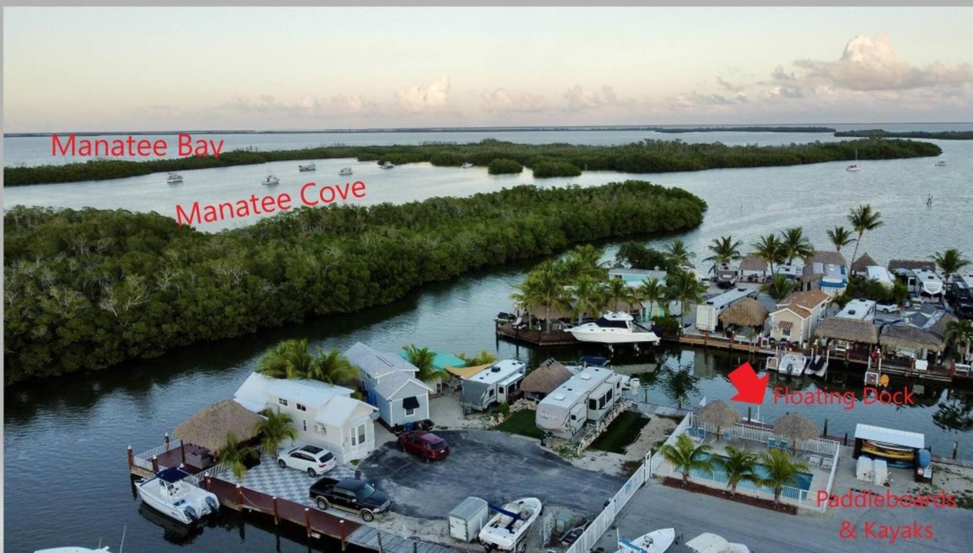 Tiny On Waterfront, Bay Views, Deck, Pool * Jewfish